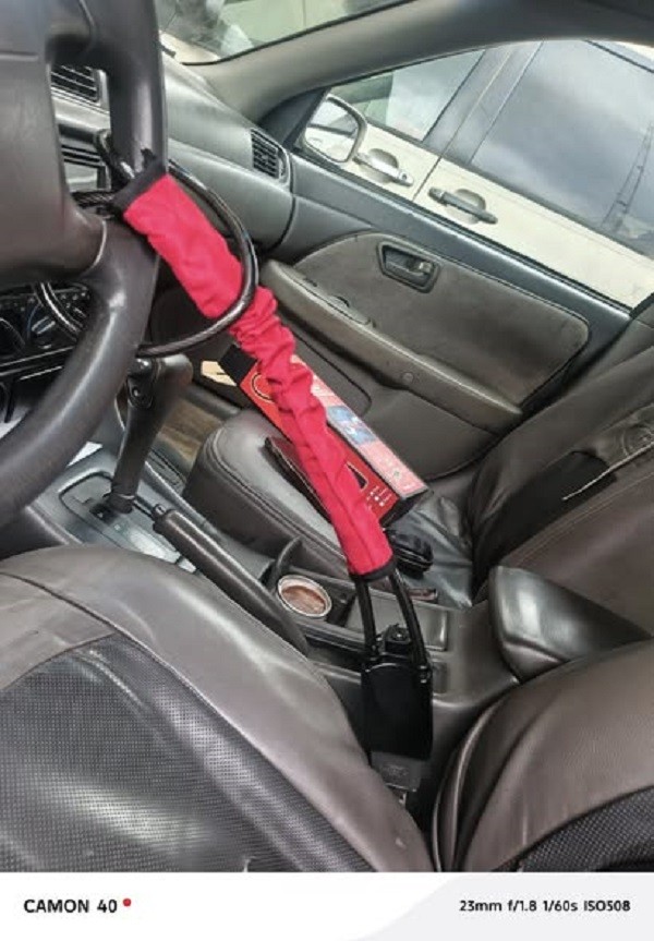 Anti Theft Steering Wheel Lock