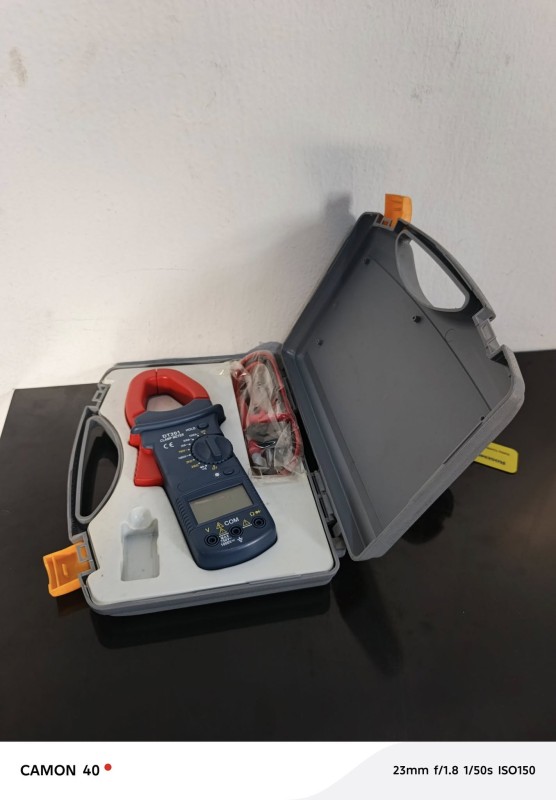 Digital Clamp Meter: DT201