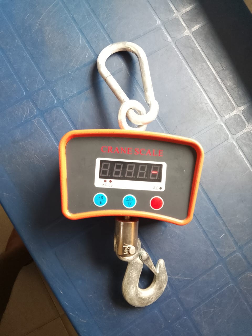 Digital Hanging Scale – 500kg Capacity
